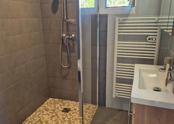 Maison Paisible Et Agreable * Salles-Curan